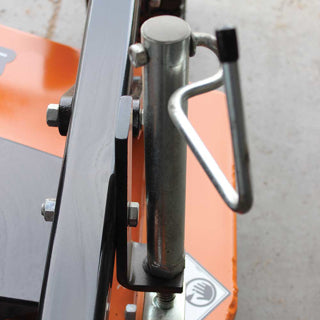 Brave BRPFC112HE 60‑in Finish Cut Tow-Behind Mower with 688 cc Honda GXV630 Engine