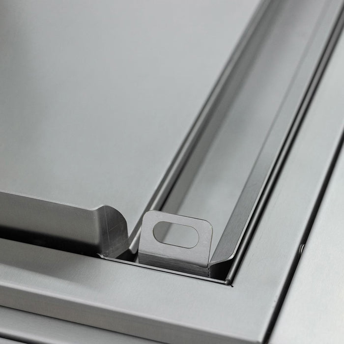 Blaze BLZ‑GRIDDLE40‑NG 40" Built‑In LTE PRO Natural Gas Griddle with Lights, 45,000 BTU, 304 Stainless Steel Outdoor Griddle