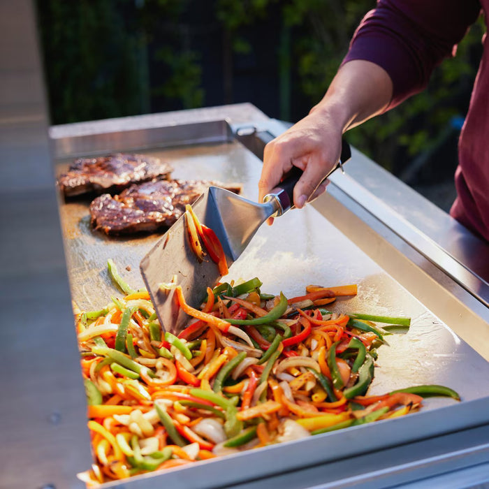 Blaze BLZ‑GRIDDLE40‑NG 40" Built‑In LTE PRO Natural Gas Griddle with Lights, 45,000 BTU, 304 Stainless Steel Outdoor Griddle