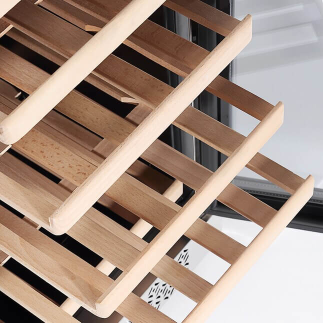 Empava EMPV‑WC01S Single Zone Wine Cooler – 31‑Bottle Capacity