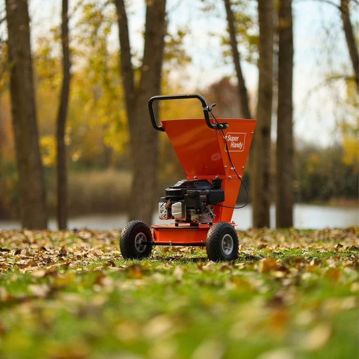 Super Handy GUO083 Heavy Duty Gas Leaf Mulcher / Shredder 3.4 HP – 1″ Branch Capacity, Large Hopper